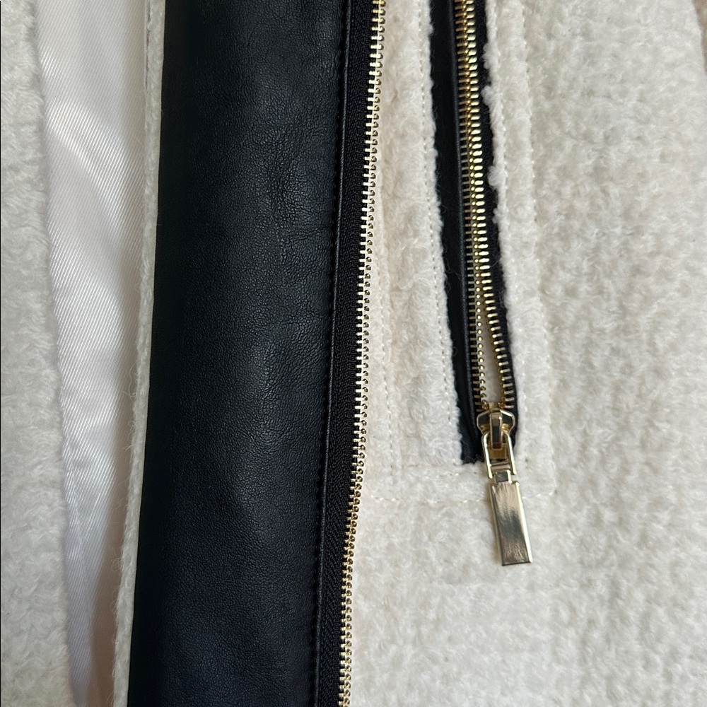 Vince Camuto Women's Ivory White and Black Faux Vegan Leather trim Hooded Coat - Picture 5 of 7
